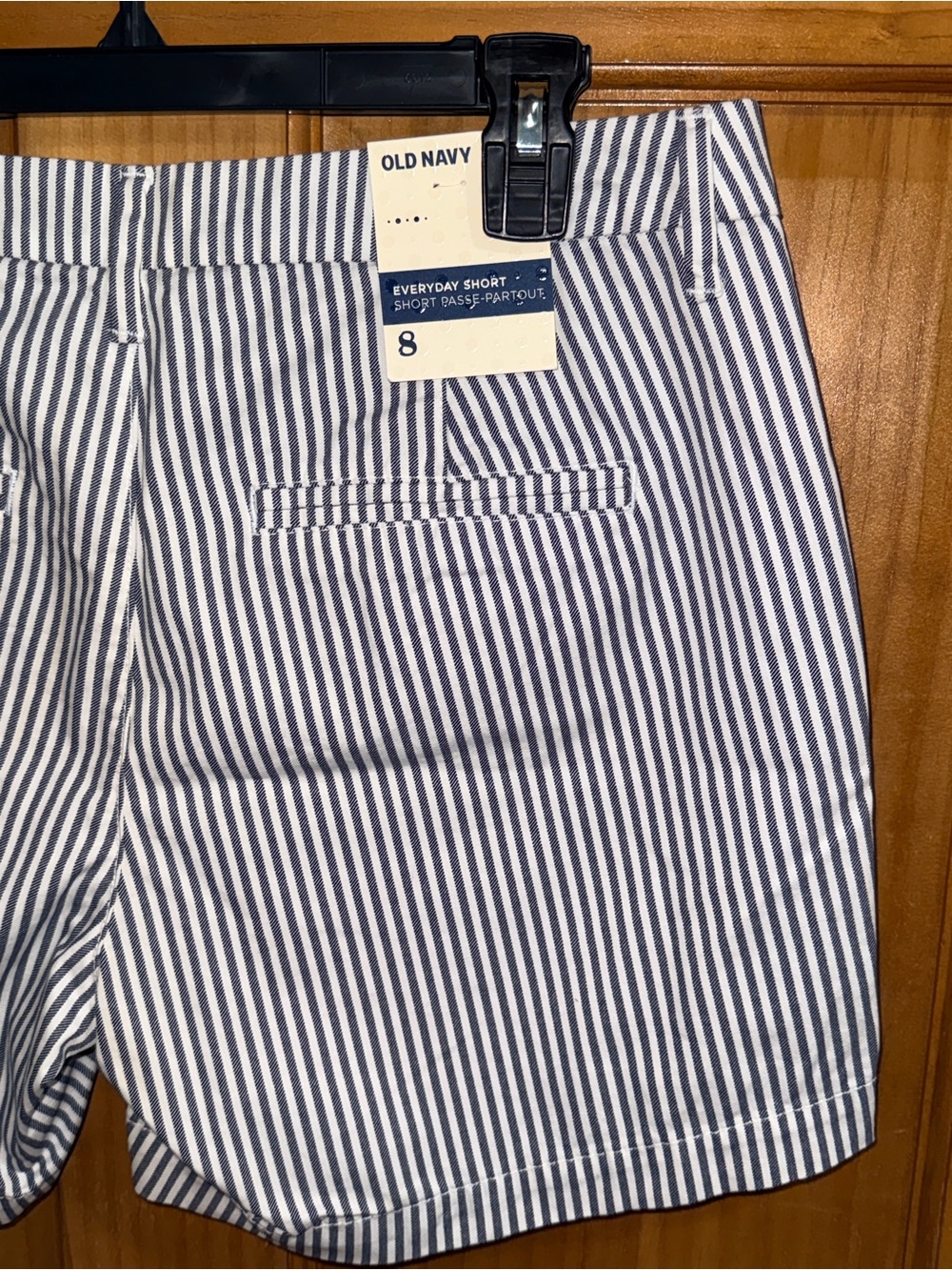 NWT Old Navy Women’s Bermuda Striped Shorts - Navy & White-8 - Picture 8 of 10